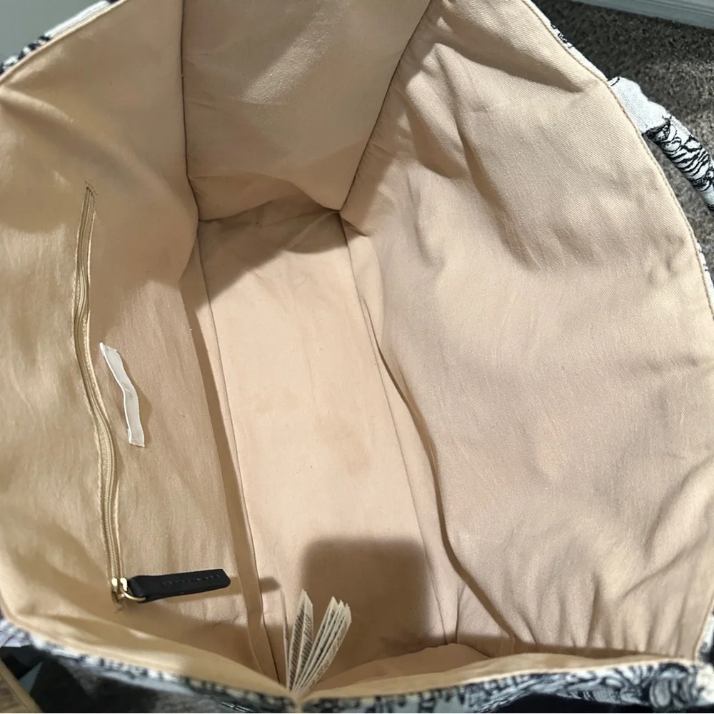 H&M Jacquard Tote in Jungle Print Bloggers Favorite - Picture 6 of 10